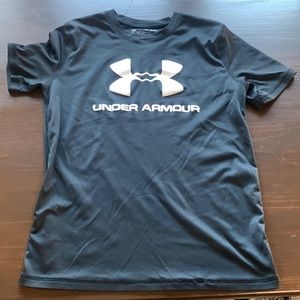 UA black dry fit
